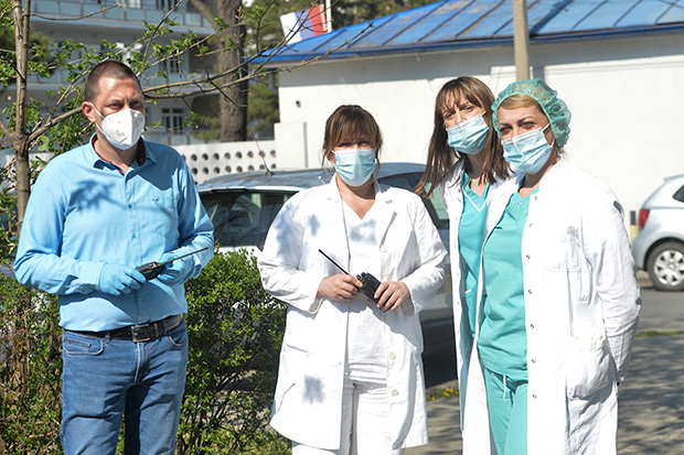 Тешко је, најтеже је гледати људе док се боре за ваздух: Главна сестра ковид болнице Др Драгиша Мишовић